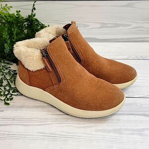 Easy Spirit Elin3 faux fur ankle booties Women's Size 6.5